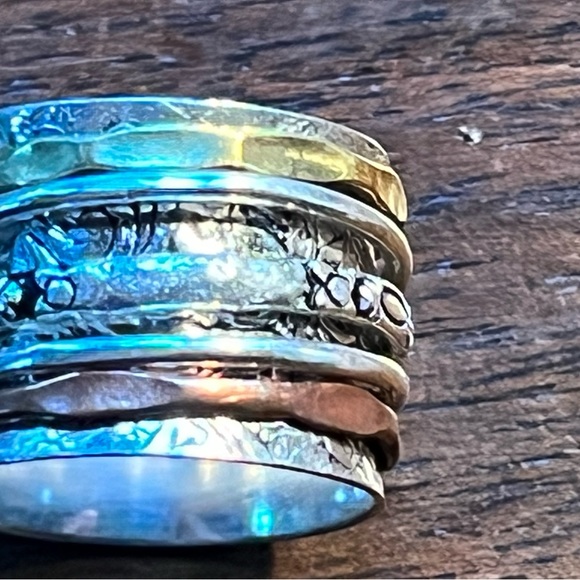 Silver spinner ring size, size 8 new - Picture 2 of 4